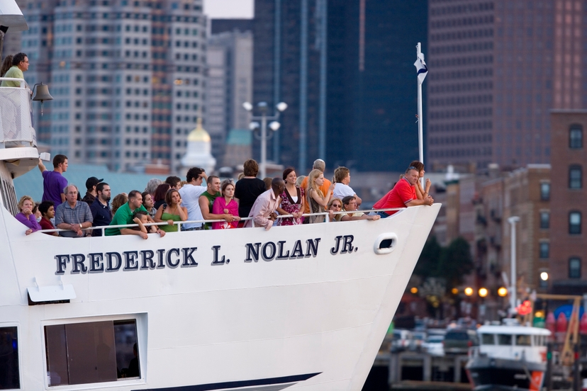 https://res.cloudinary.com/see-sight-tours/image/upload/v1581436287/boston-harbor-cruise.jpg