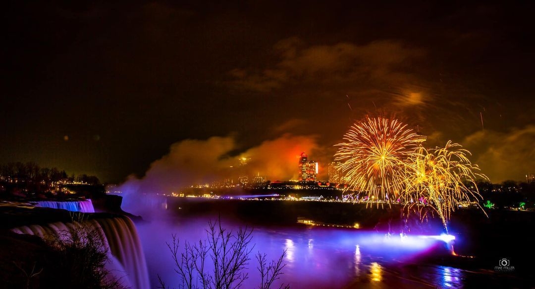 Niagara Falls Summer Fireworks